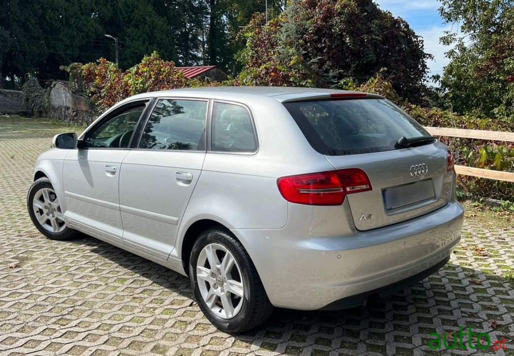 2011' Audi A3 Sportback photo #5