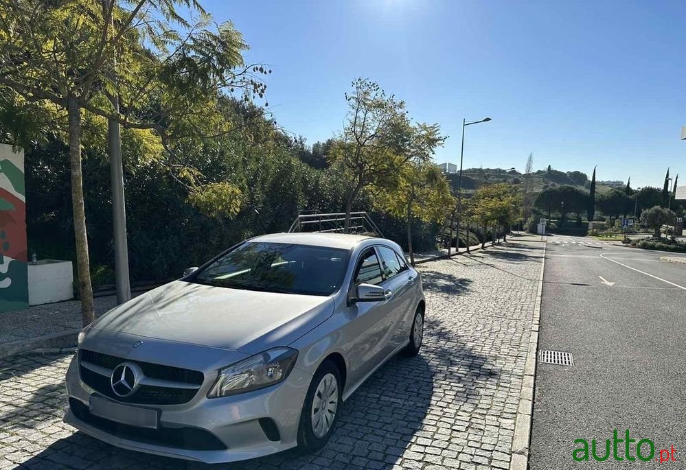 2016' Mercedes-Benz A 180 D photo #1