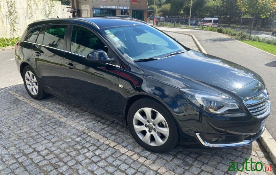 2015' Opel Insignia Sports Tourer photo #1