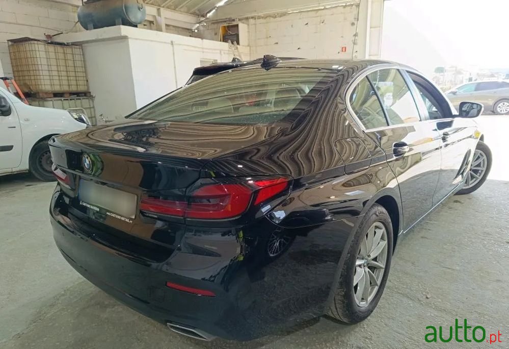 2020' BMW Série 5 D Auto photo #2