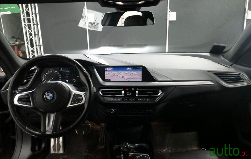 2021' BMW Série 2 photo #1