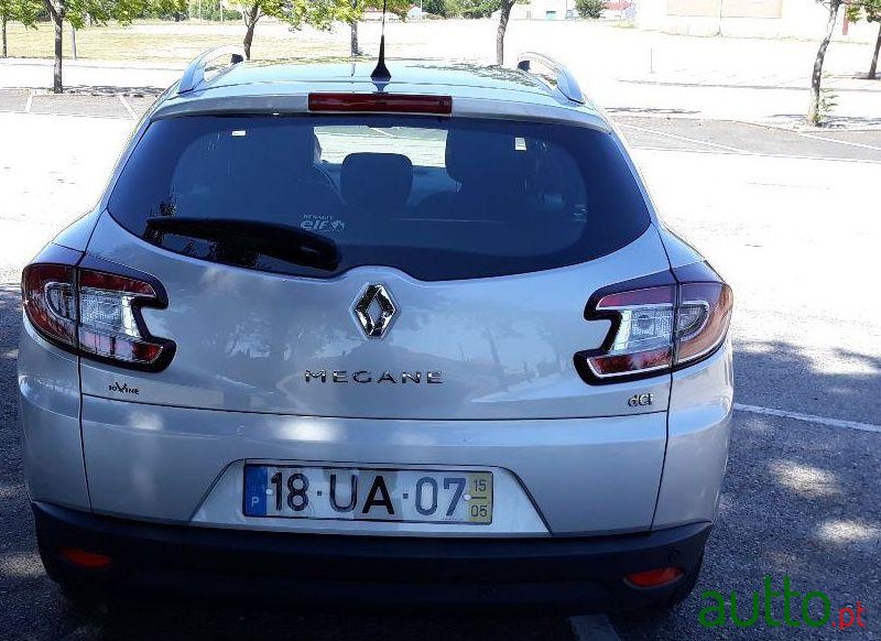 2015' Renault Megane photo #1