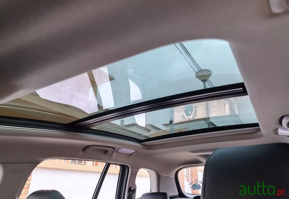 2016' BMW 216 Gran Tourer photo #5