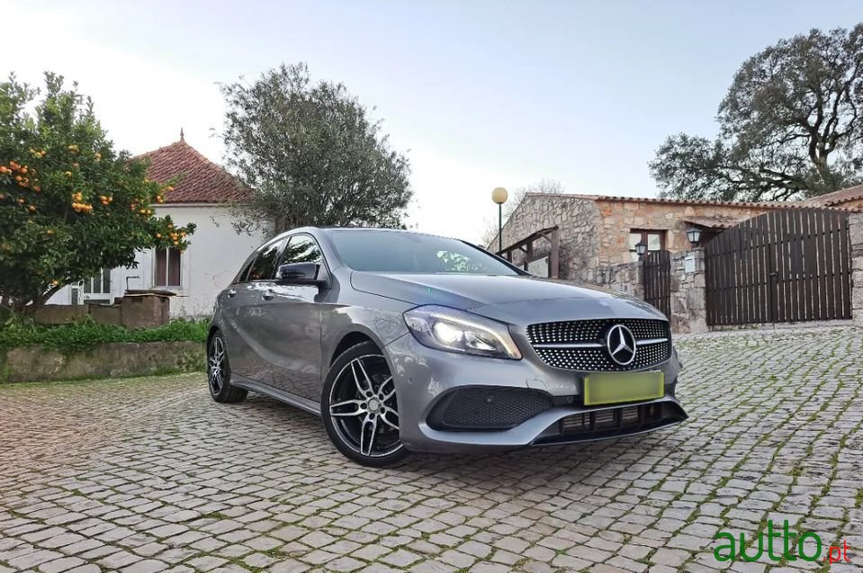 2017' Mercedes-Benz A-180 photo #6