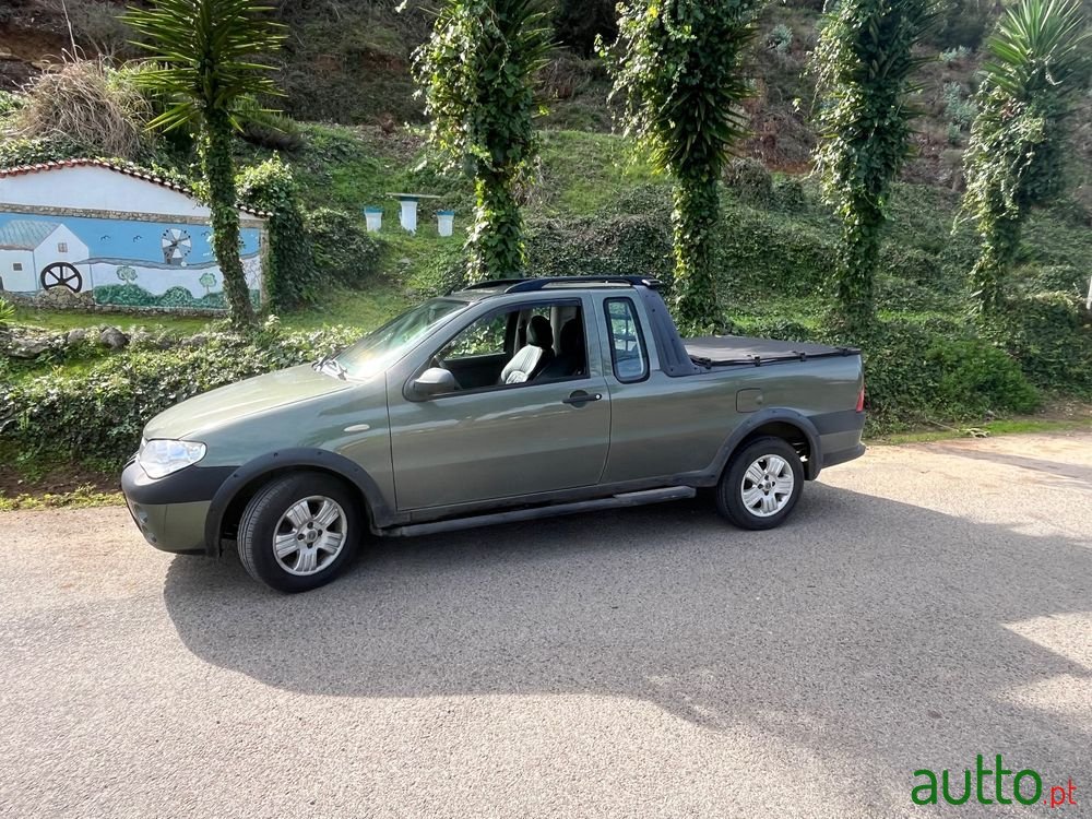 2007' Fiat Strada photo #2