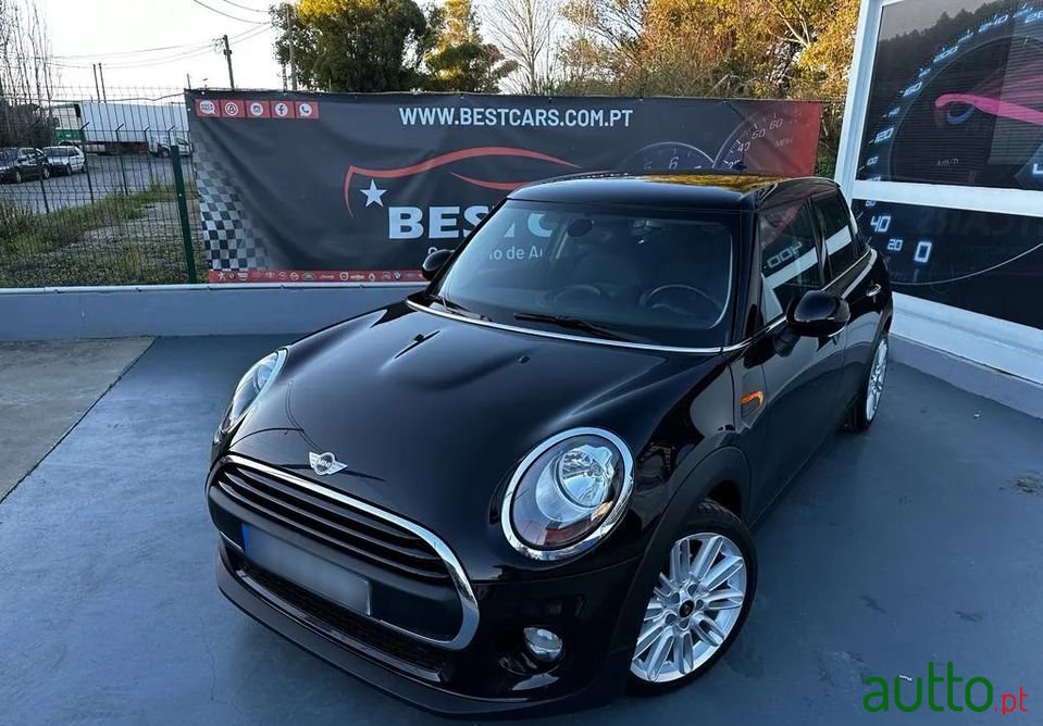 2017' MINI One photo #5