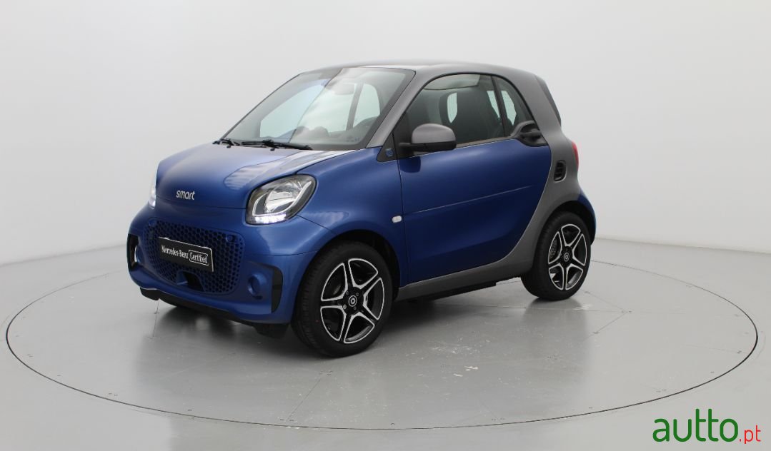 2021' Smart Fortwo photo #2