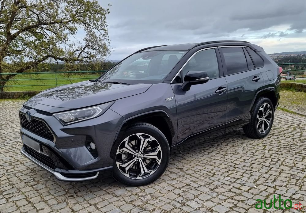 2021' Toyota RAV4 photo #6