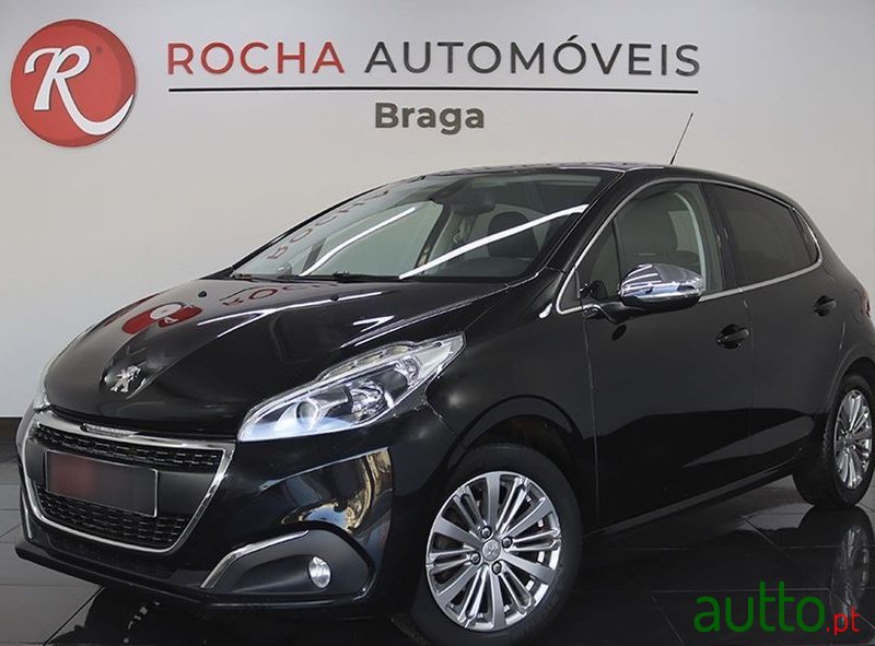 2017' Peugeot 208 1.2 Puretech Active photo #1