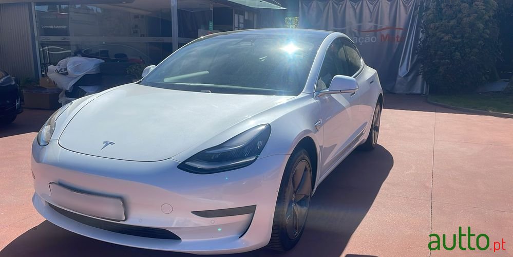2020' Tesla Model 3 Standard Rwd Plus photo #2