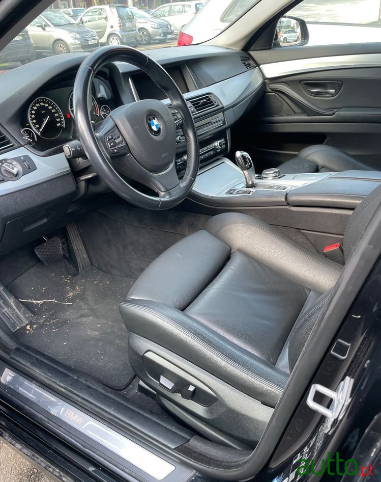 2015' BMW 518 photo #4