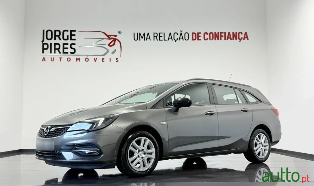 2021' Opel Astra Sports Tourer photo #1
