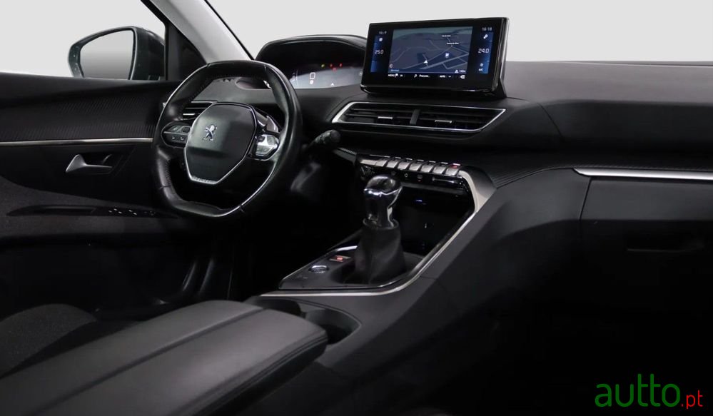 2022' Peugeot 3008 photo #4