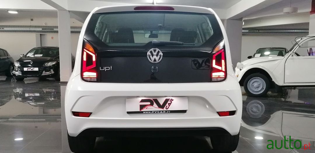 2016' Volkswagen Up photo #3