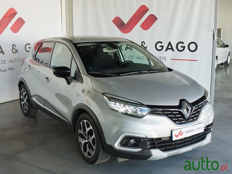 2019' Renault Captur photo #1