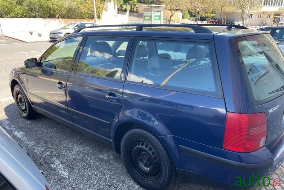 1998' Volkswagen Passat Variant photo #3