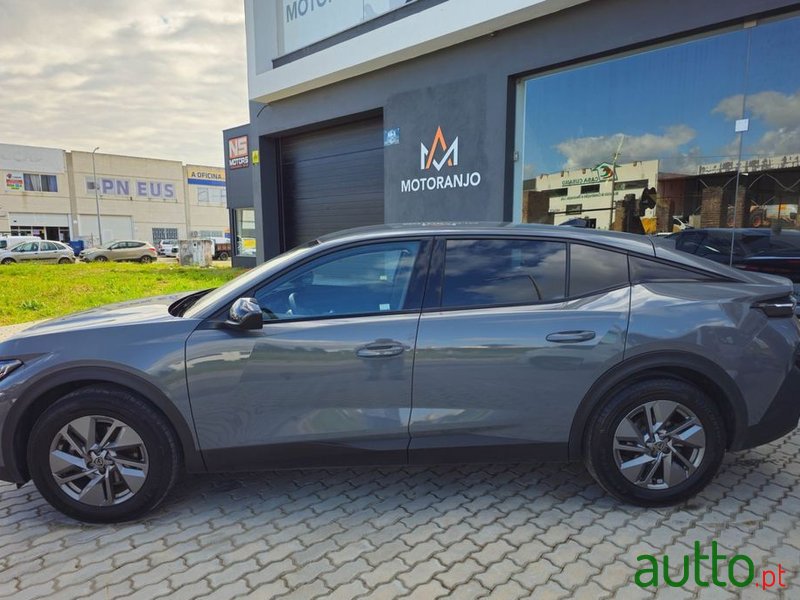 2024' Peugeot 408 photo #6