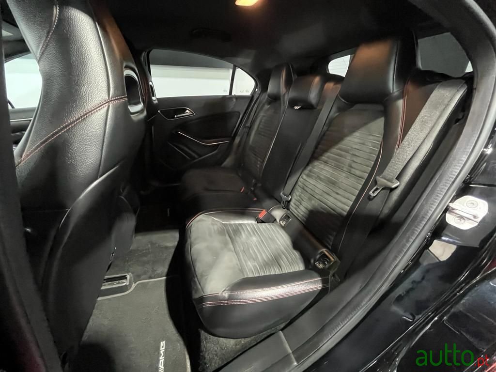 2013' Mercedes-Benz A-180 photo #3