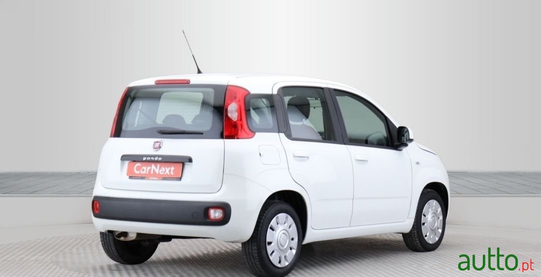 2018' Fiat Panda photo #5