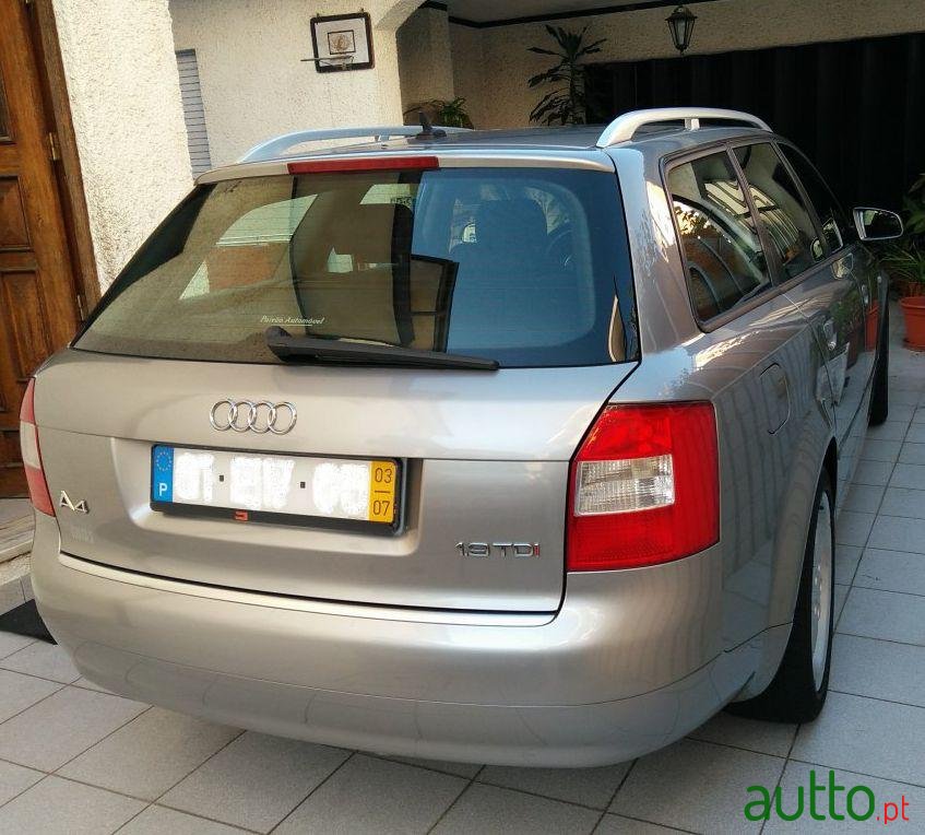 2003' Audi A4 Avant 1.9 Tdi M5 photo #1