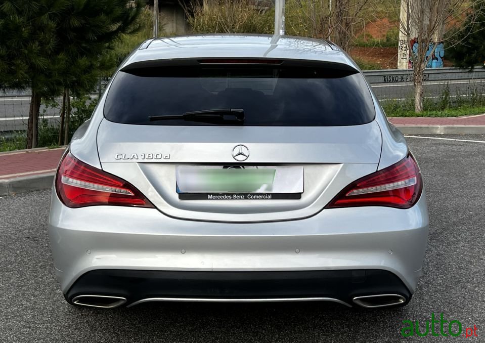 2017' Mercedes-Benz Cla-180 photo #4