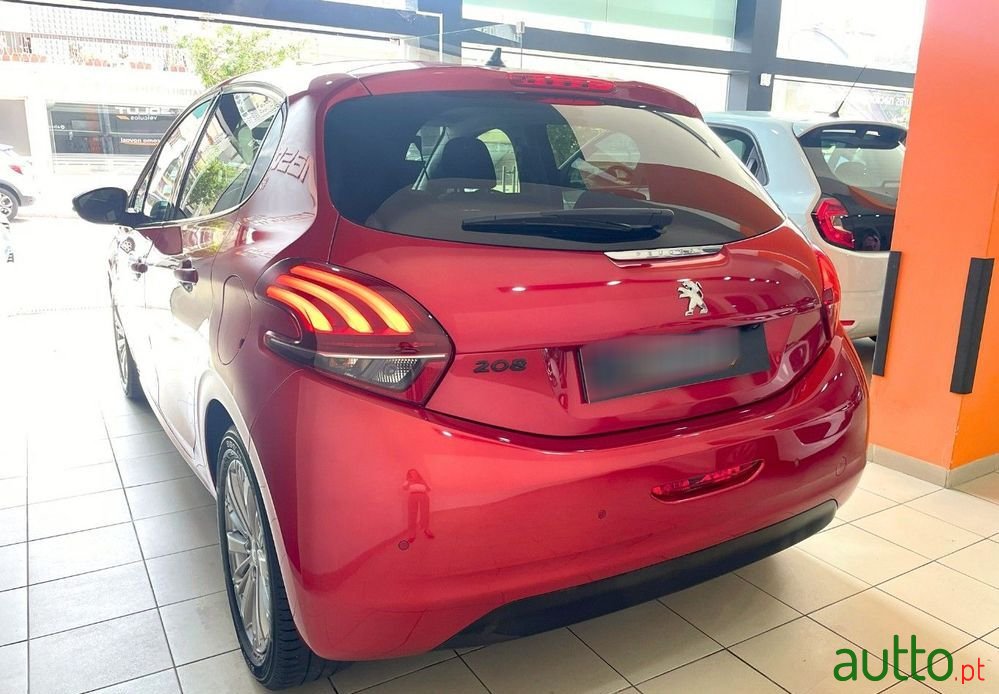 2018' Peugeot 208 photo #5
