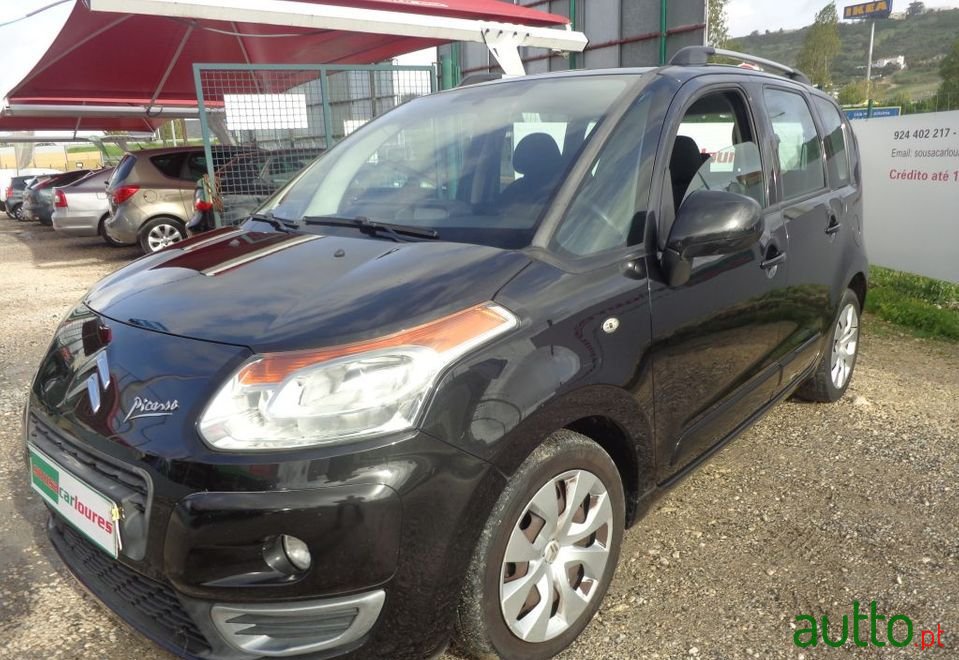 2009' Citroen C3-Picasso photo #1