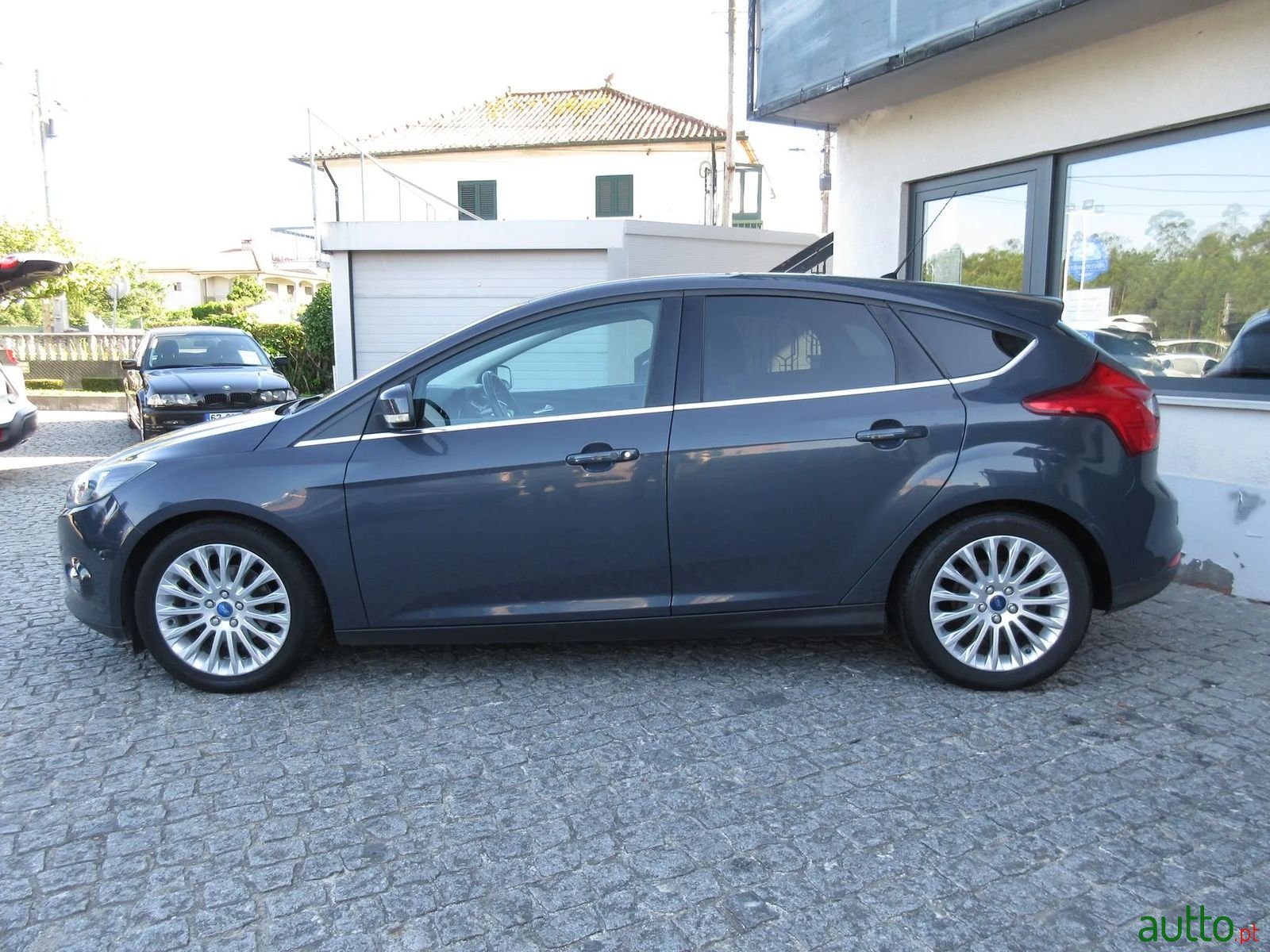 2011' Ford Focus photo #5