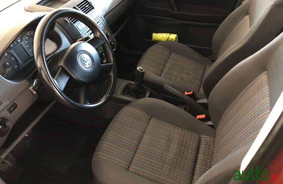 2005' Volkswagen Polo Highline photo #2