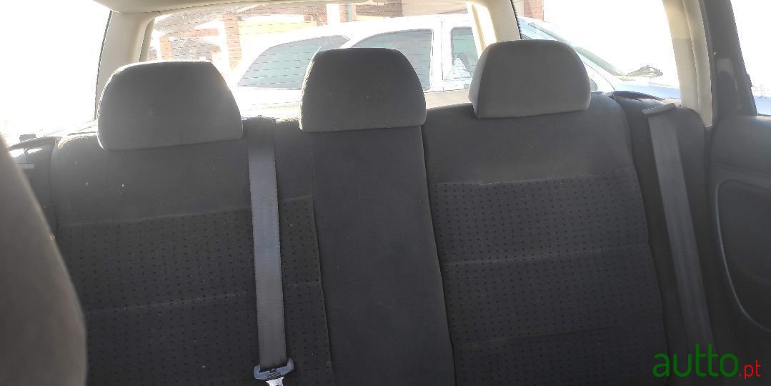 2000' Volkswagen Passat Variant photo #6