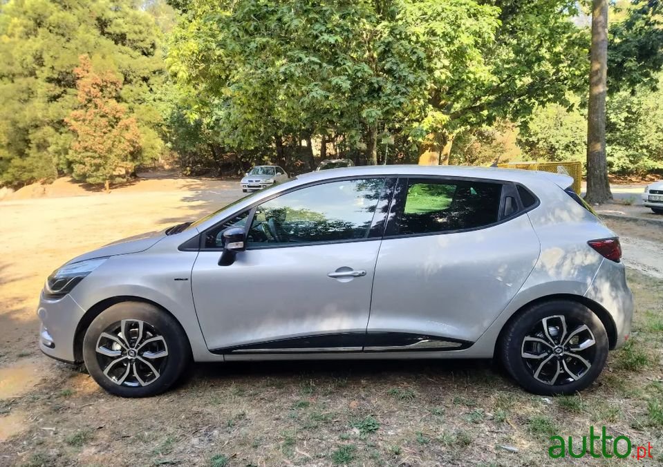 2017' Renault Clio photo #3