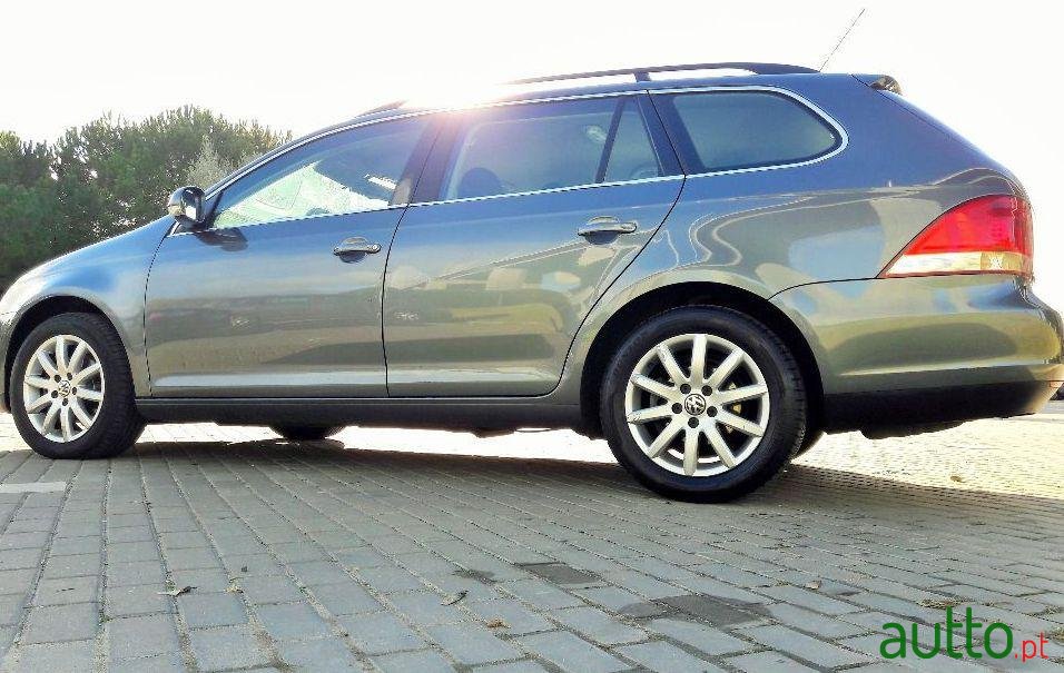 2008' Volkswagen Golf-Variant 1.9 Tdi 105Cv photo #1