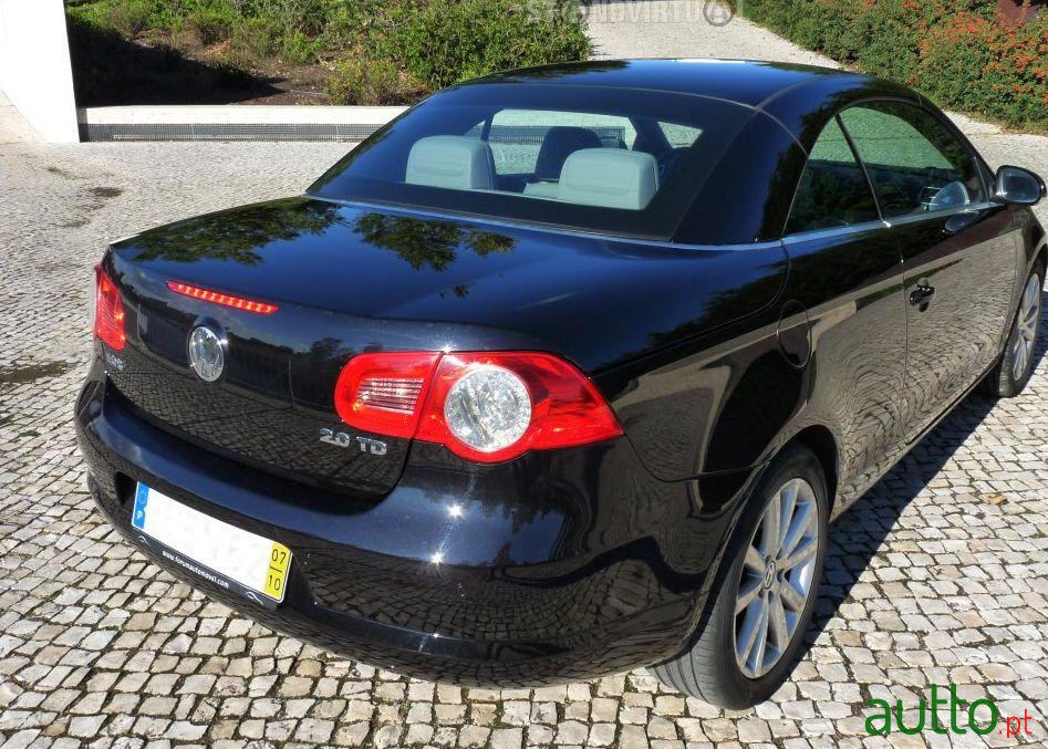 2007' Volkswagen Eos 2.0 Tdi Top photo #1