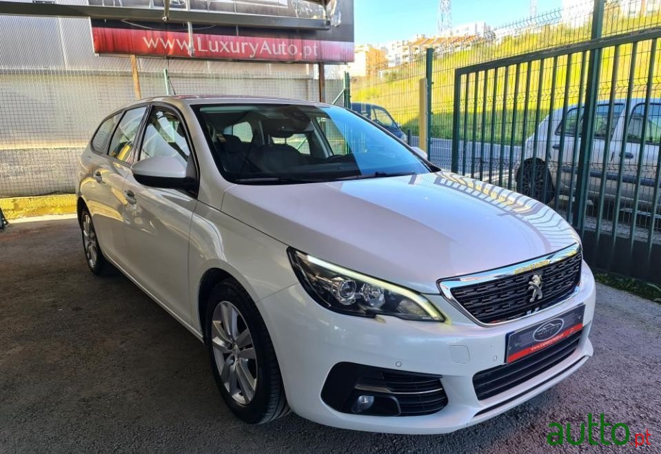 2019' Peugeot 308 Sw photo #5