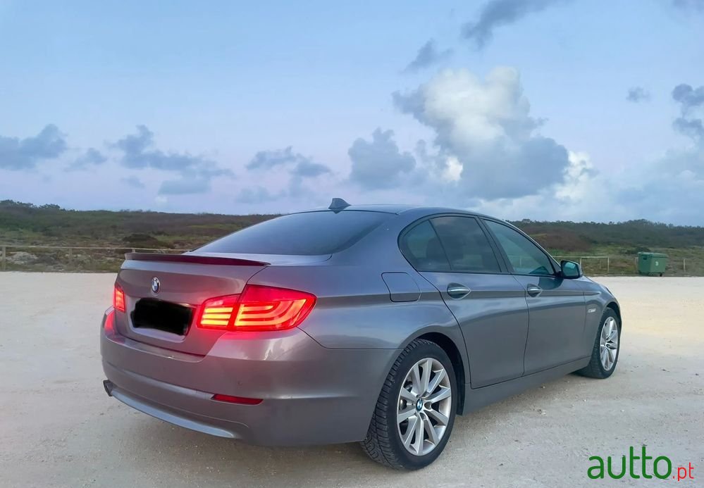 2013' BMW 520 D Auto photo #6