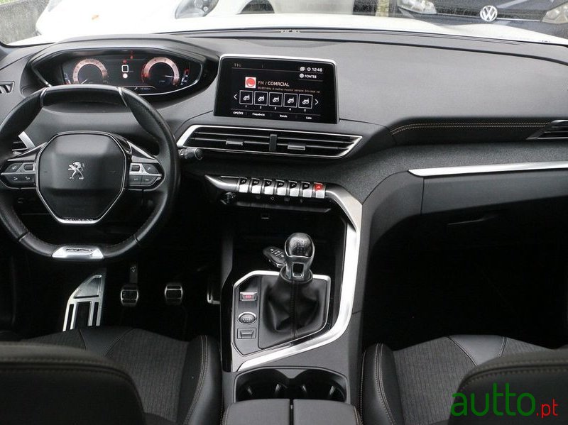 2019' Peugeot 3008 photo #4