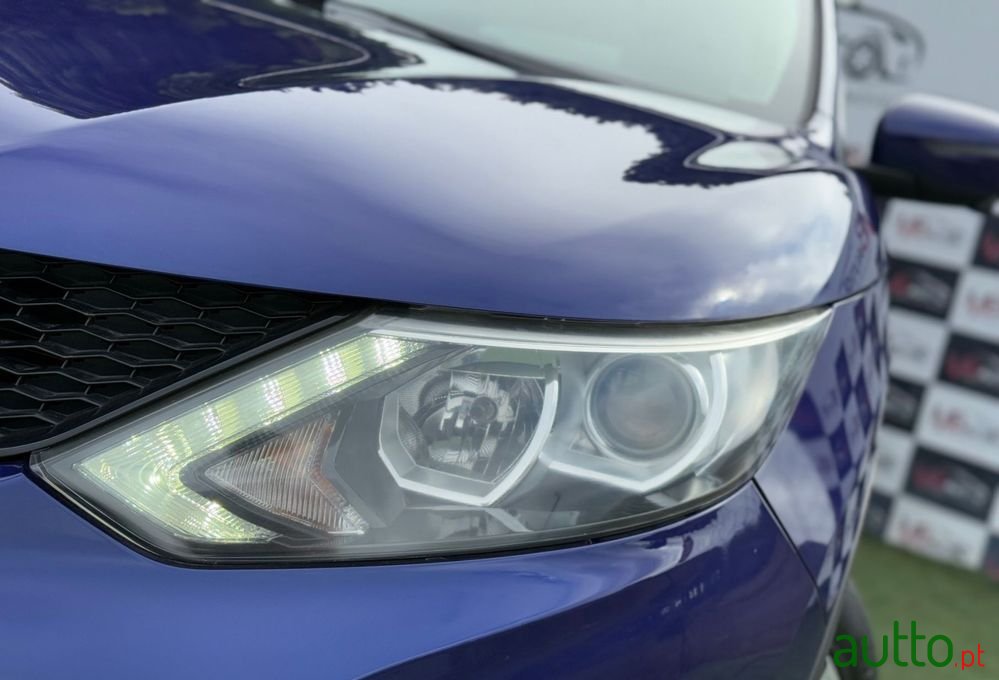 2015' Nissan Qashqai 1.5 Dci N-Connecta photo #4