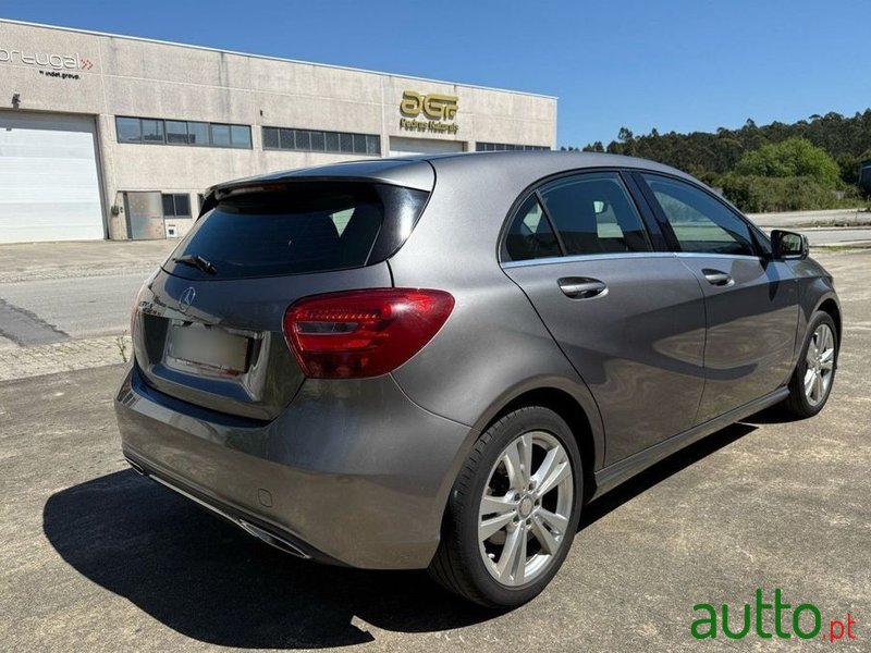 2016' Mercedes-Benz Classe A photo #6