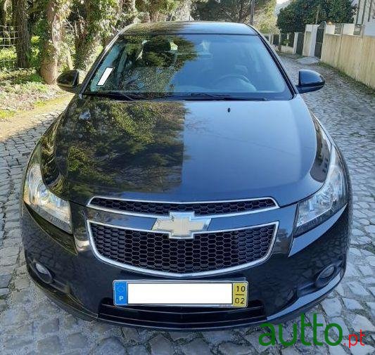 2010' Chevrolet Cruze 1.6 Ls photo #2
