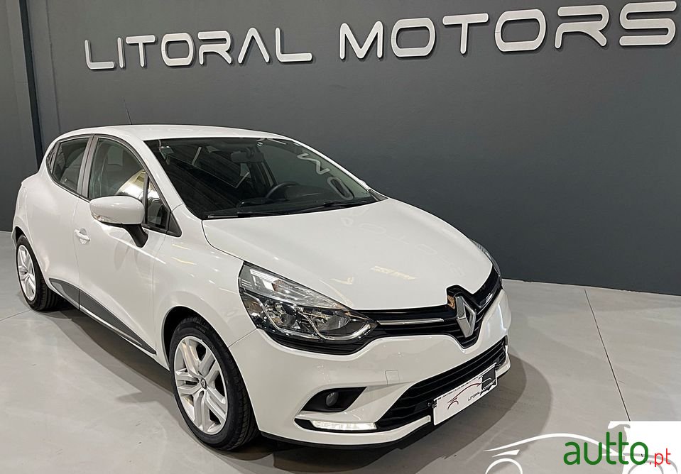 2018' Renault Clio photo #2