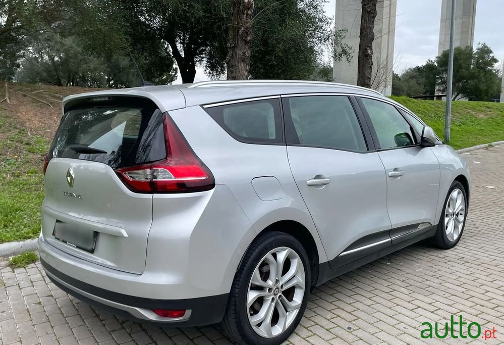 2018' Renault Grand Scenic photo #5