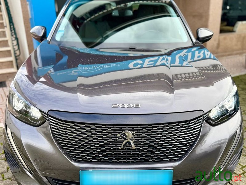 2021' Peugeot 2008 1.5 Bluehdi Allure photo #3
