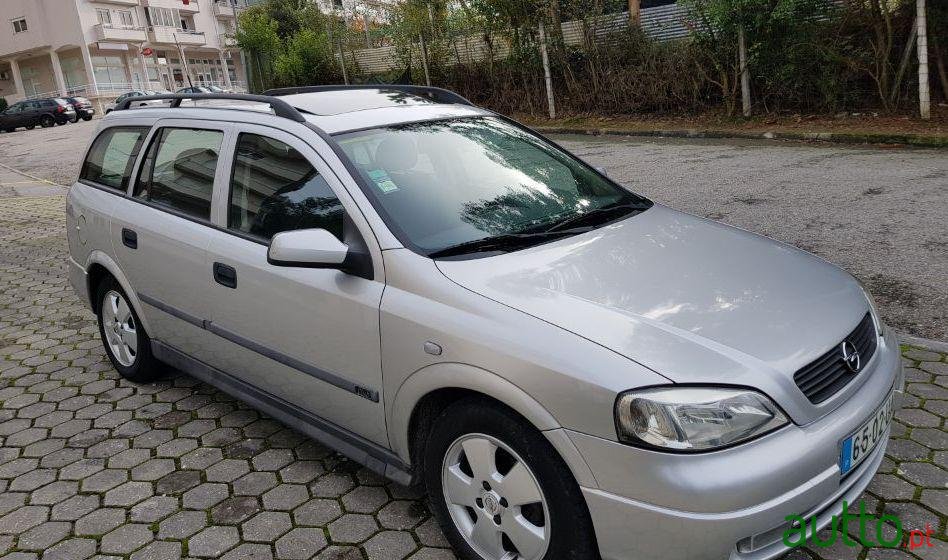2002' Opel Astra Caravan photo #1