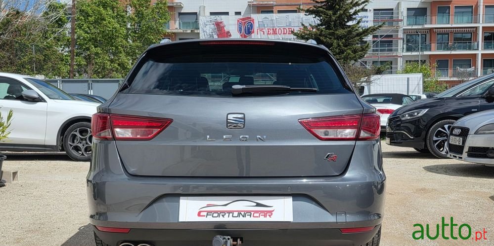 2014' SEAT Leon St 1.6 Tdi Style S/S photo #5