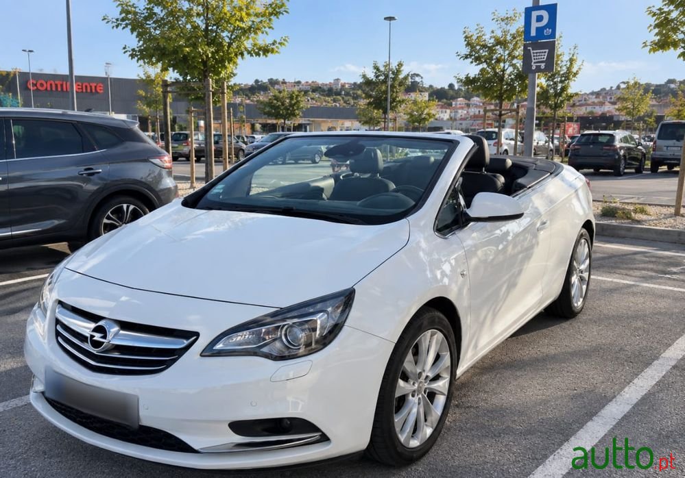 2014' Opel Cascada photo #1