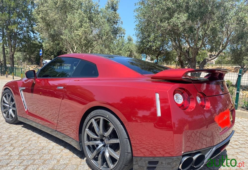 2016' Nissan GT-R photo #3