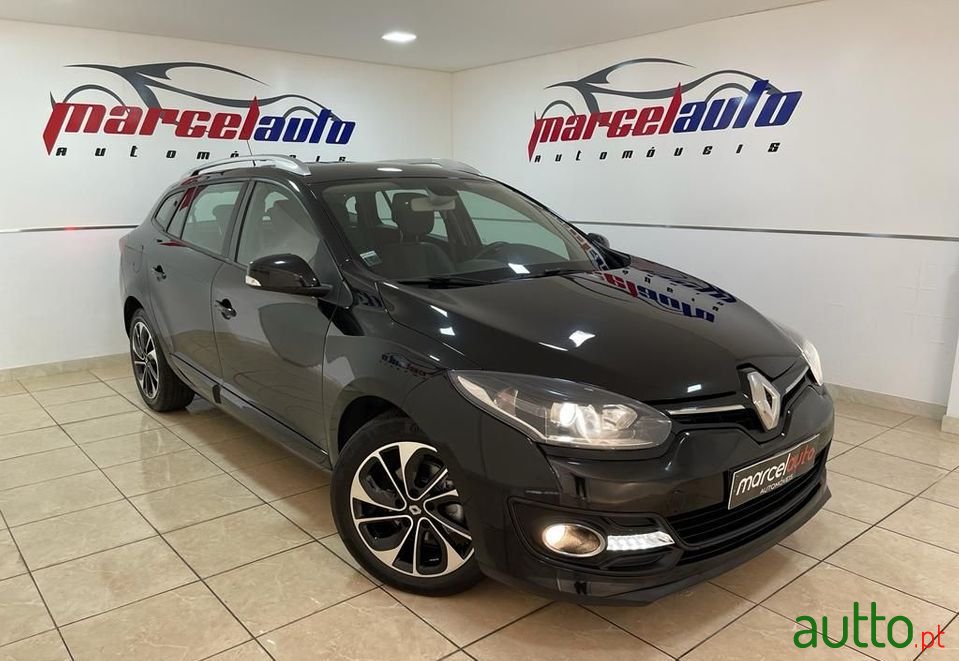 2016' Renault Megane Sport Tourer photo #3