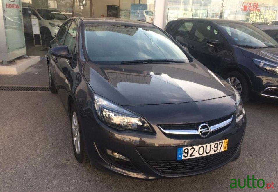 2014' Opel Astra 1.3 Cdti Enjoy photo #2