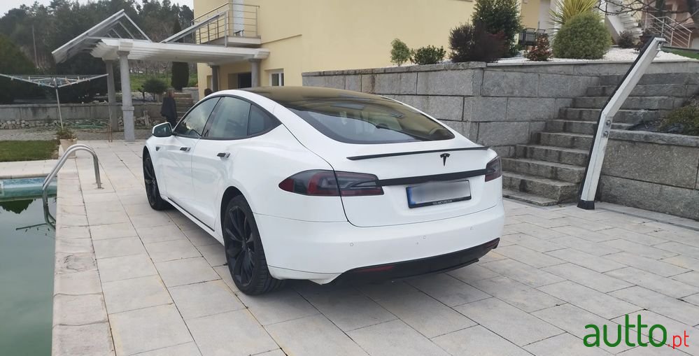 2014' Tesla Model S photo #2