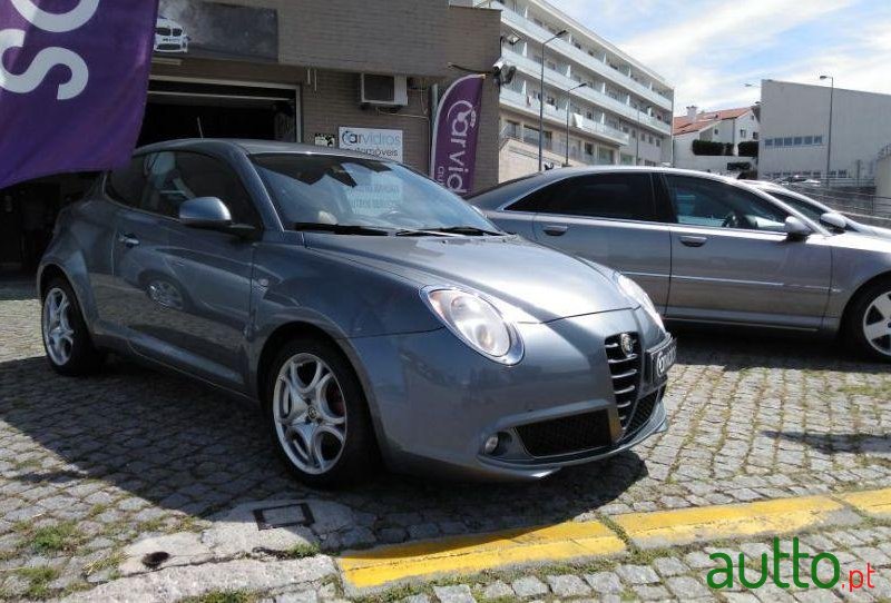 2011' Alfa Romeo MiTo Coupé photo #2